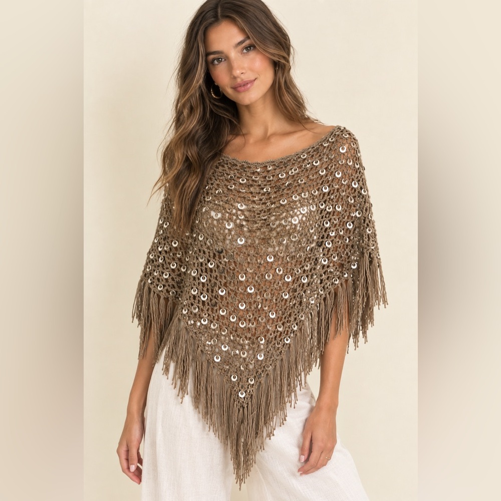 NWT Ten Stories Up Crochet Fringe Poncho One
Size Boho Sequin Festival Coachella